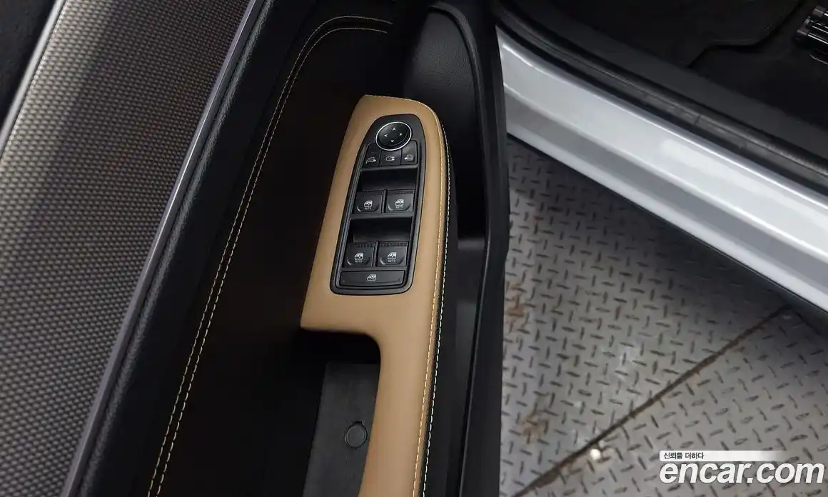 Renault Arkana 2025 1.6 Автомат в Москве № 891642, фото 13