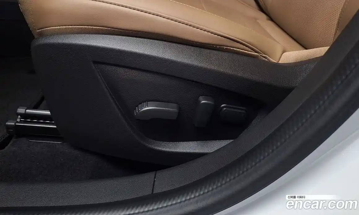 Renault Arkana 2025 1.6 Автомат в Москве № 891642, фото 10