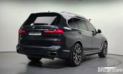 BMW X7 2022 4.4 Автомат в Москве № 892136, миниатюра 2