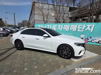 Mercedes-Benz E-Class 2025 2.0 Автомат в Москве № 892428, миниатюра 2