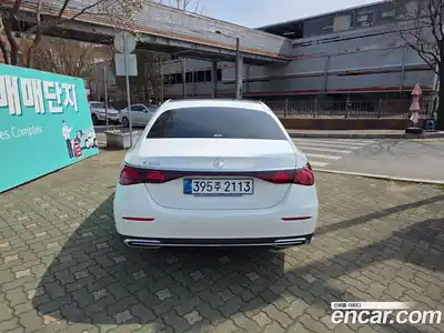 Mercedes-Benz E-Class 2025 2.0 Автомат в Москве № 892428, миниатюра 4