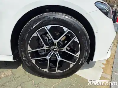 Mercedes-Benz E-Class 2025 2.0 Автомат в Москве № 892428, миниатюра 5