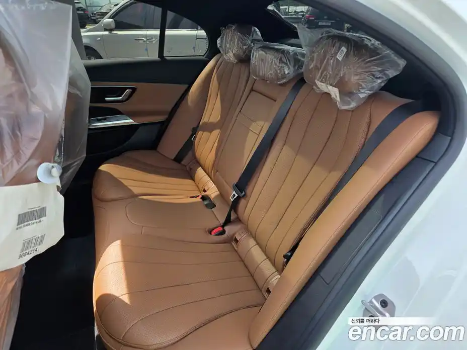 Mercedes-Benz E-Class 2025 2.0 Автомат в Москве № 892428, фото 10