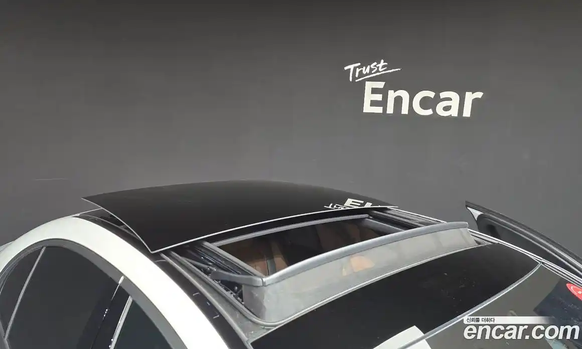 Mercedes-Benz E-Class 2025 2.0 Автомат в Москве № 892504, фото 20