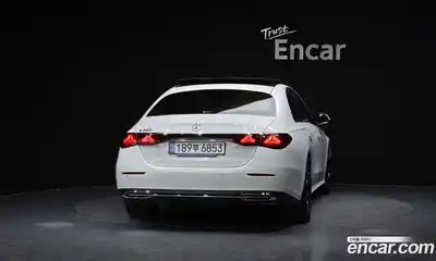 Mercedes-Benz E-Class 2025 2.0 Автомат в Москве № 892504, миниатюра 4