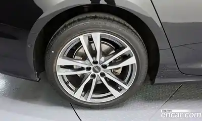 Audi A6 2021 2.0 Автомат в Москве № 893809, миниатюра 5