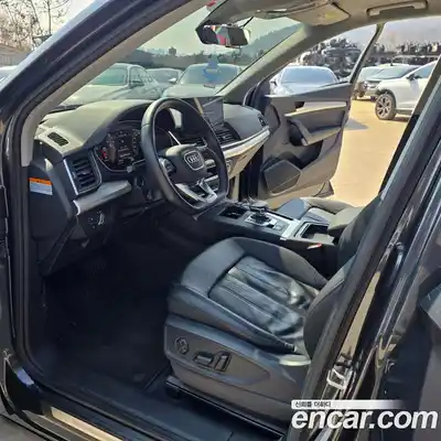 Audi Q5 2022 2.0 Автомат в Москве № 894212, миниатюра 9