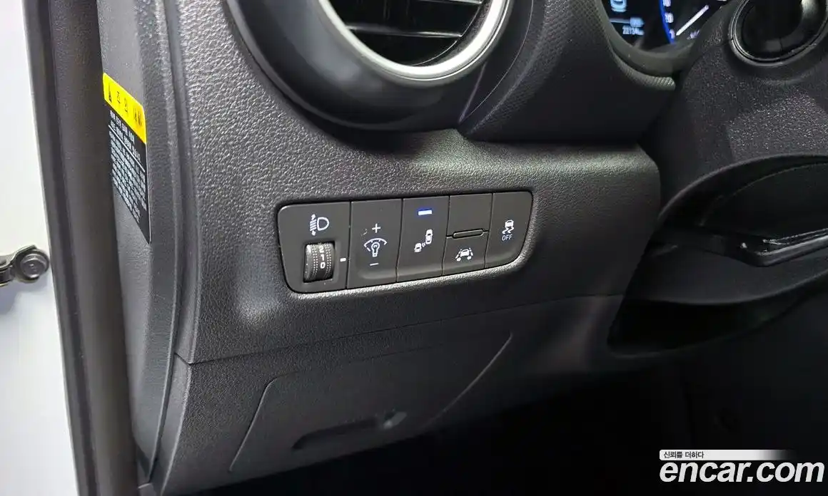Hyundai Kona 2018 1.6 гидро в Москве № 108733, фото 17
