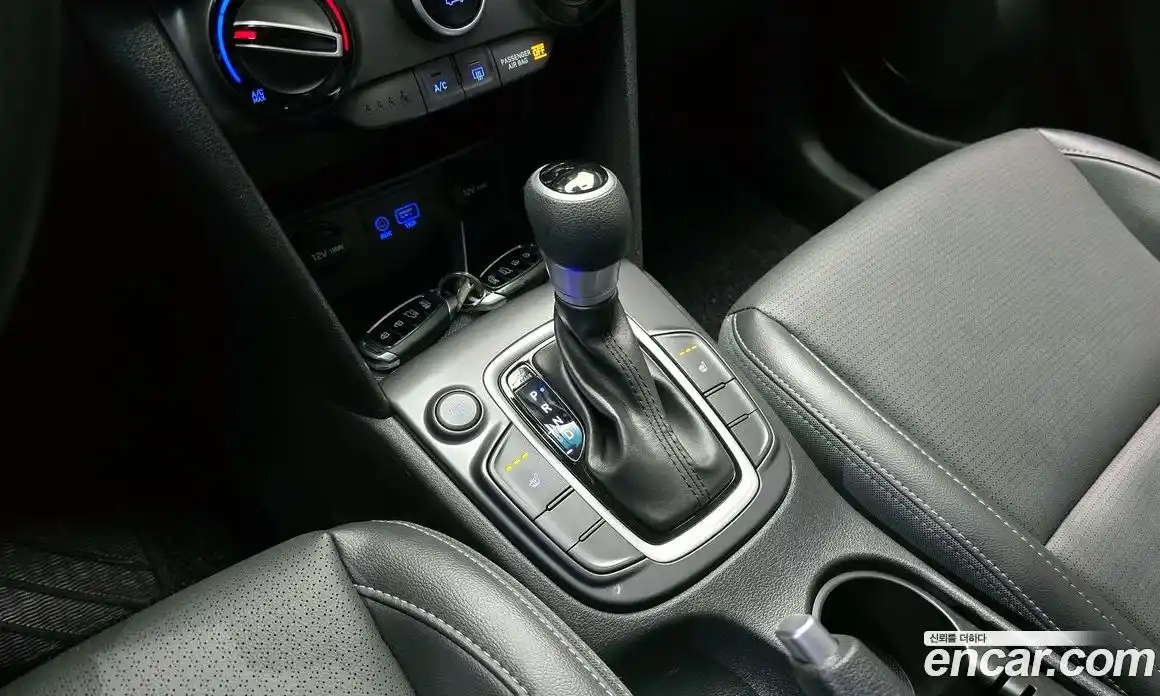 Hyundai Kona 2018 1.6 гидро в Москве № 108733, фото 9