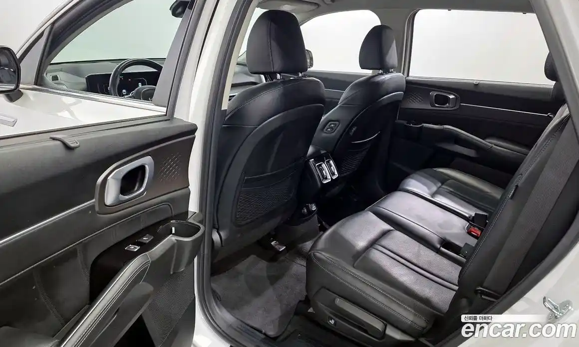 Kia Sorento 2024 2.5 гидро в Москве № 123117, фото 11