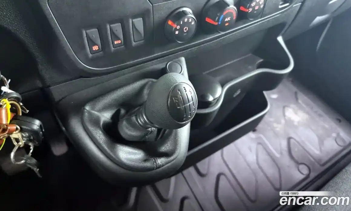 Renault Master 2019 2.3 механика в Москве № 177549, фото 9