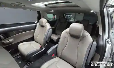 Kia Canival 2024 2.2 гидро в Москве № 18625, миниатюра 12