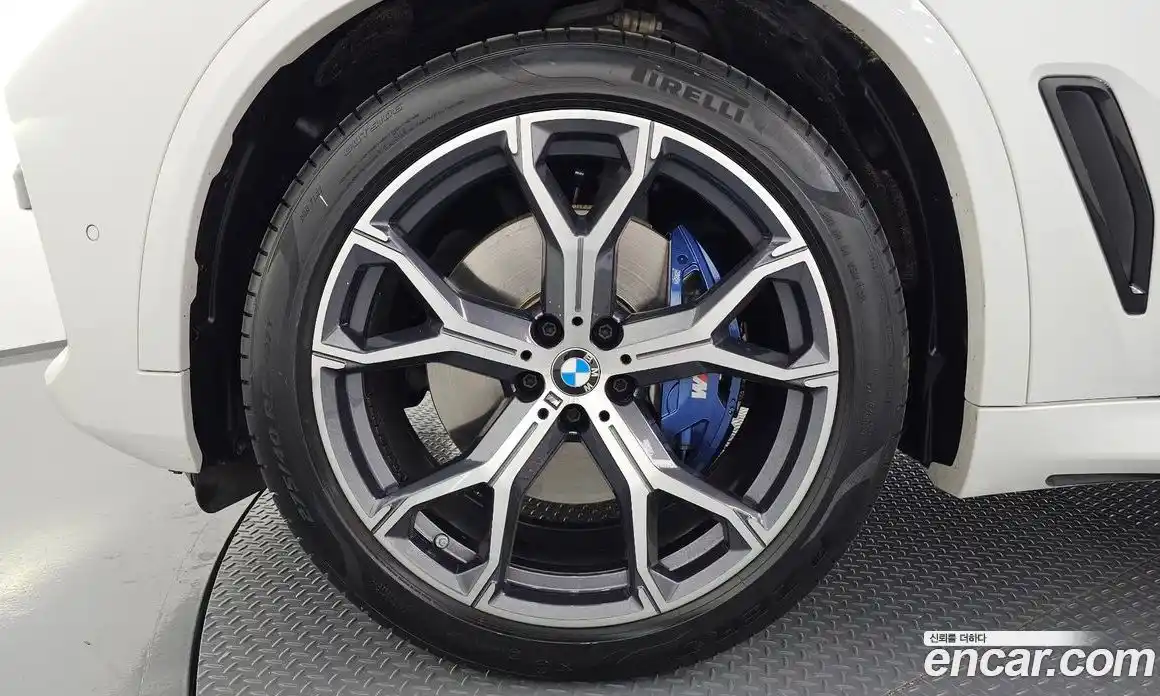 BMW X5 2023 3.0 гидро в Москве № 187797, фото 5