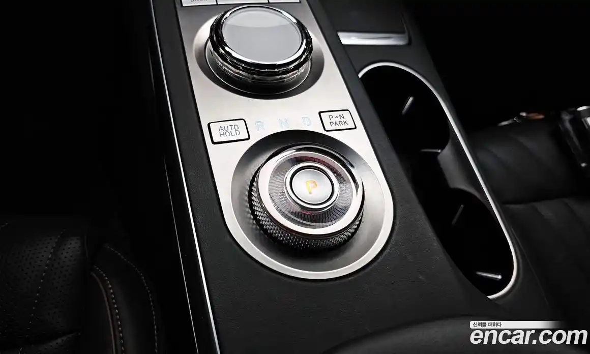 Genesis GV70 2022 2.5 гидро в Москве № 57862, фото 9