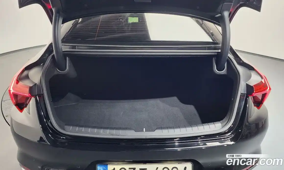 Kia K8 2022 2.5 Автомат в Москве № 716635, фото 20