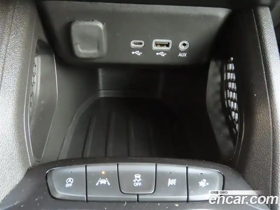 Chevrolet TrailBlazer 2020 1.3 гидро в Москве, фото 15