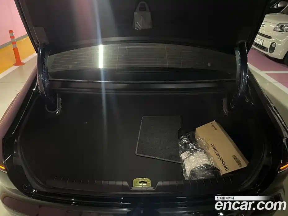 Hyundai Grandeur 2026 1.6 Автомат в Москве № 853687, фото 18