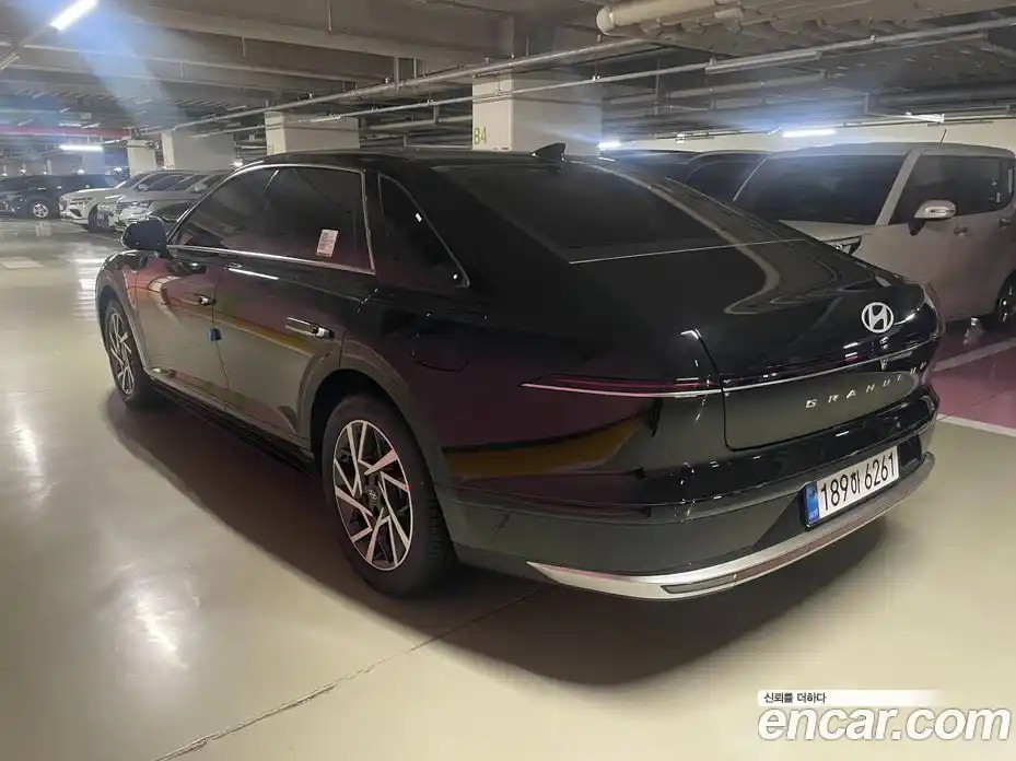 Hyundai Grandeur 2026 1.6 Автомат в Москве № 853687, фото 4