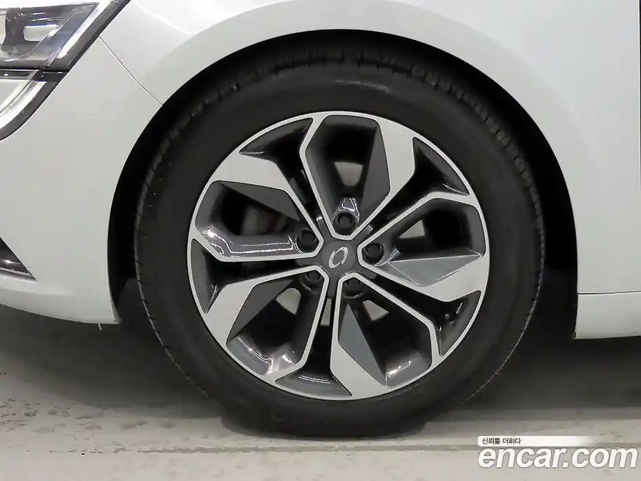 Renault SM6 2018 2.0 Автомат в Москве № 854133, фото 5