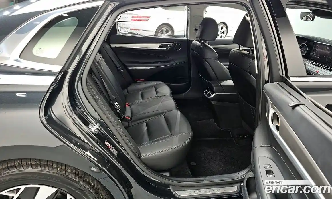 Hyundai Grandeur 2020 2.4 Автомат в Москве № 854359, фото 12