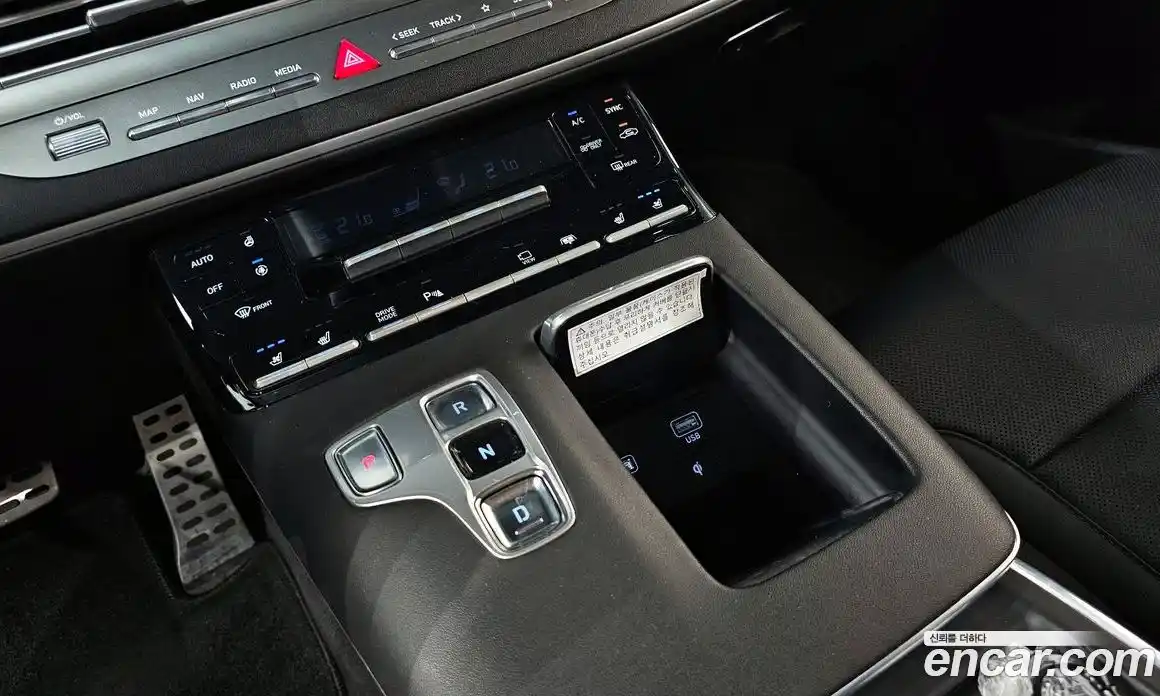 Hyundai Grandeur 2020 2.4 Автомат в Москве № 854359, фото 9