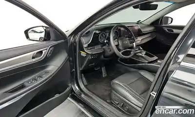 Hyundai Grandeur 2020 2.4 Автомат в Москве № 854359, миниатюра 10