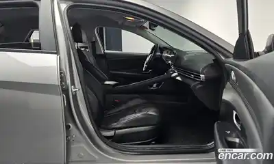 Hyundai Avante 2023 1.6 Автомат в Москве № 854402, миниатюра 11