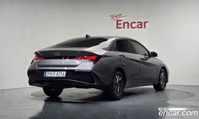 Hyundai Avante 2023 1.6 Автомат в Москве № 854402, миниатюра 2