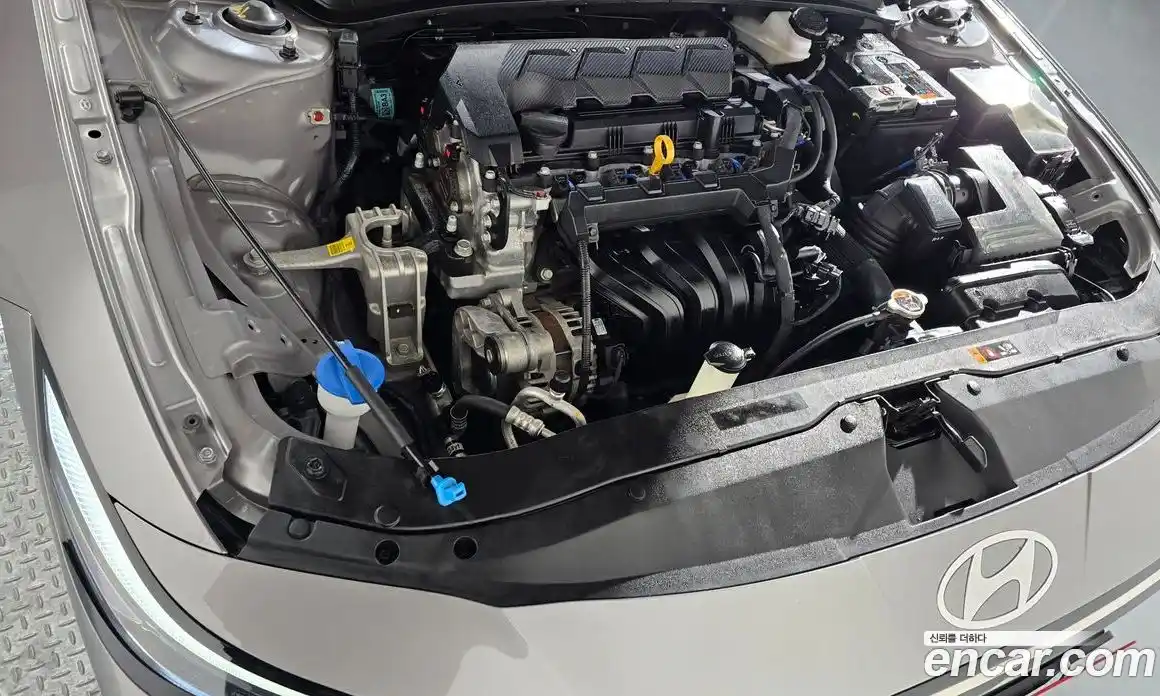 Hyundai Avante 2023 1.6 Автомат в Москве № 854402, фото 6