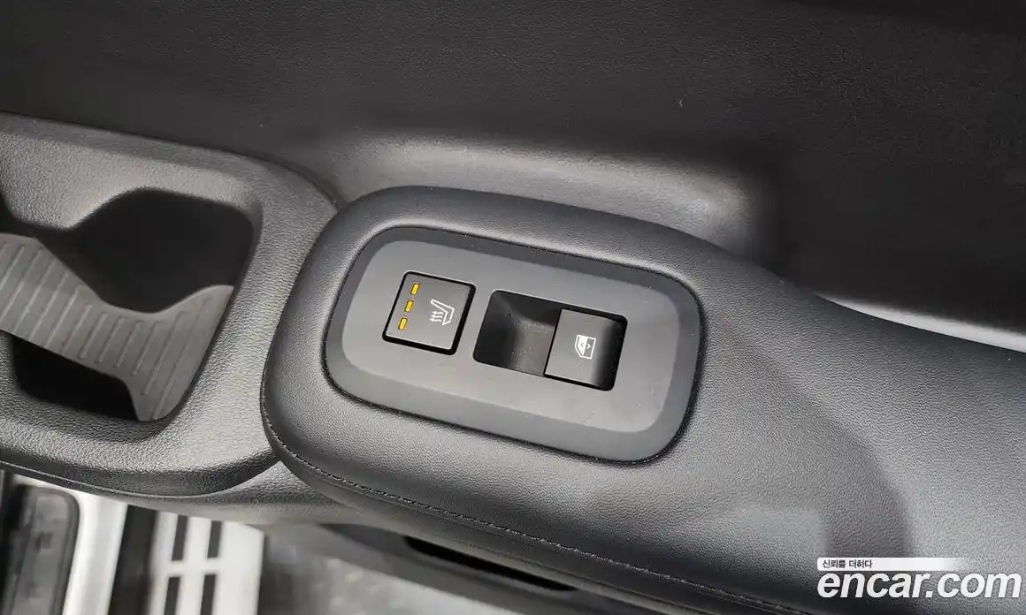 Hyundai Santa Fe 2023 1.6 Автомат в Москве № 854554, фото 18