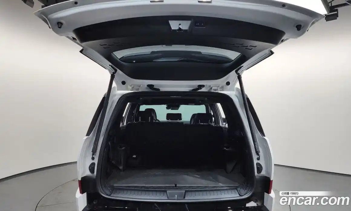 Hyundai Santa Fe 2023 1.6 Автомат в Москве № 854554, фото 20