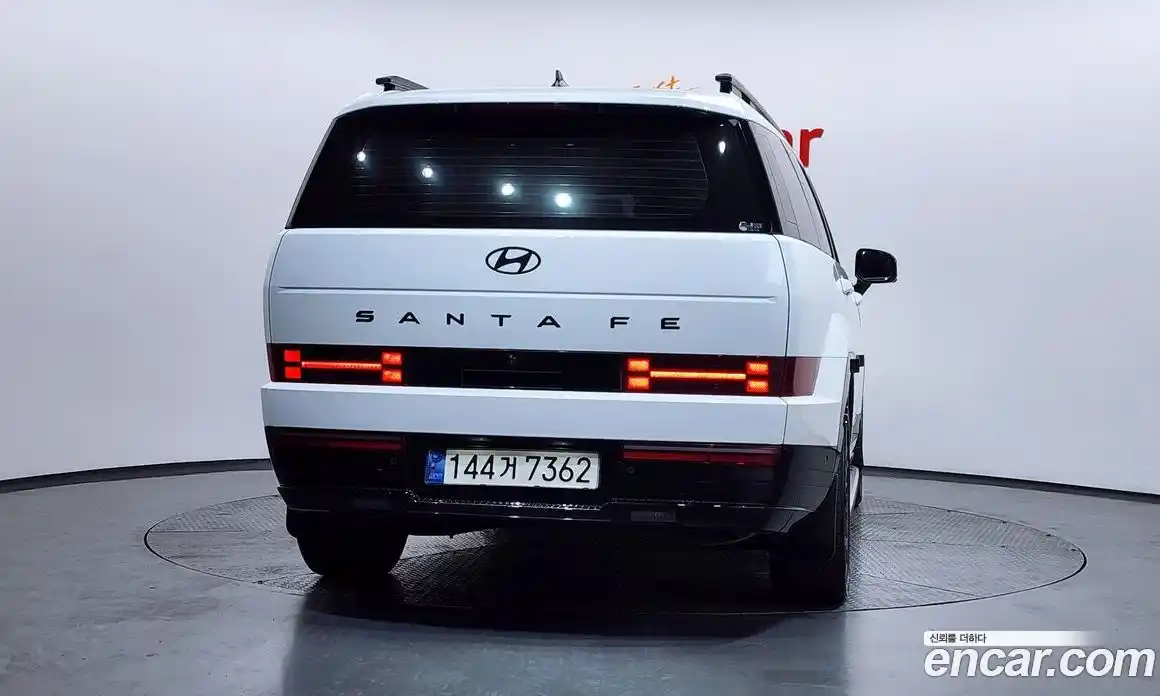 Hyundai Santa Fe 2023 1.6 Автомат в Москве № 854554, фото 4