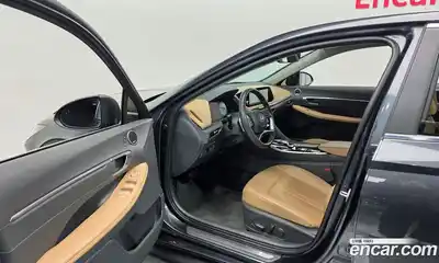 Hyundai Sonata 2023 2.0 Автомат в Москве № 854639, миниатюра 11