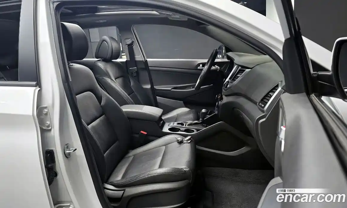 Hyundai Tucson 2016 2.0 гидро в Москве № 854694, фото 16