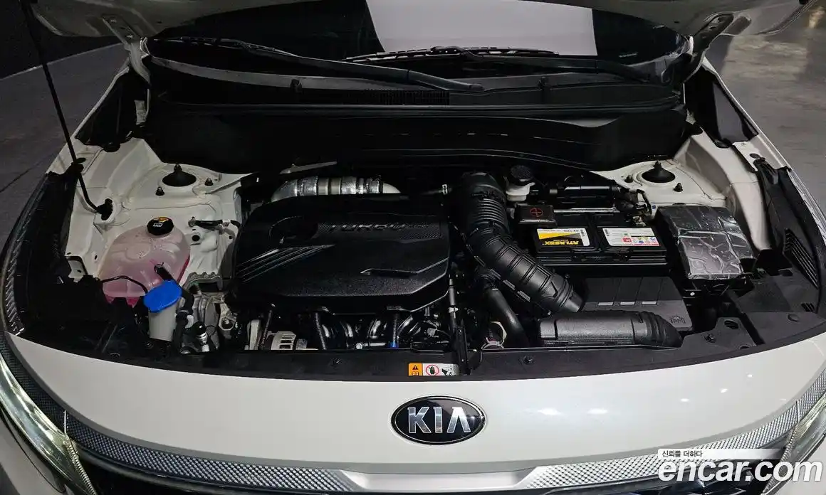 Kia Seltos 2021 1.6 Автомат в Москве № 854958, фото 6