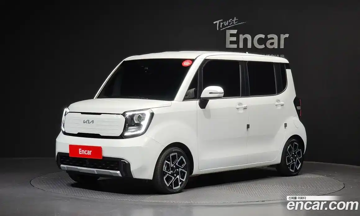 Kia Ray 2023 1.0 Автомат в Москве № 855321, фото 1