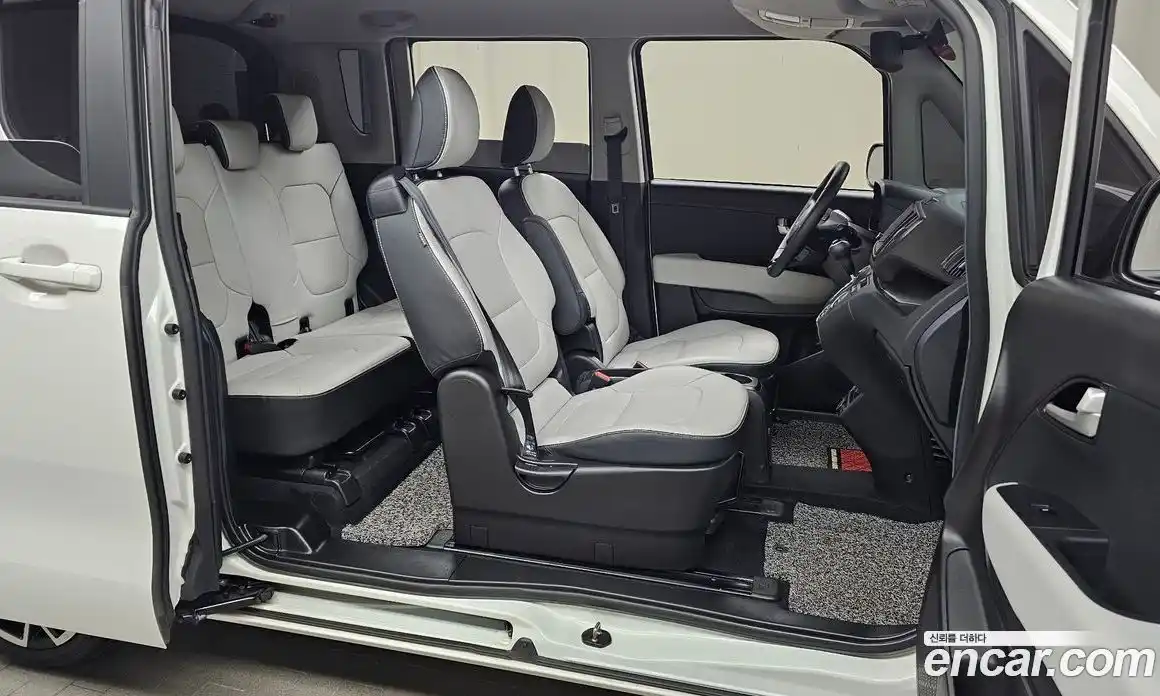 Kia Ray 2023 1.0 Автомат в Москве № 855321, фото 11