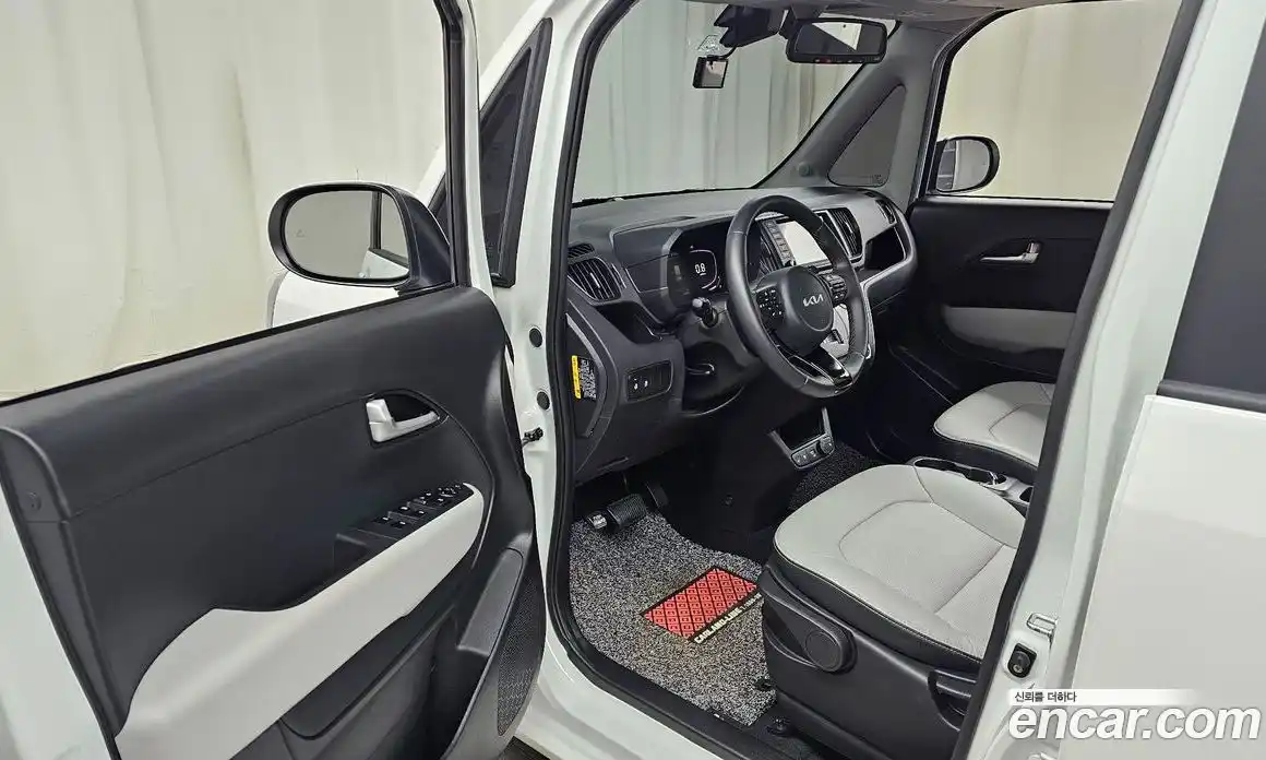 Kia Ray 2023 1.0 Автомат в Москве № 855321, фото 10