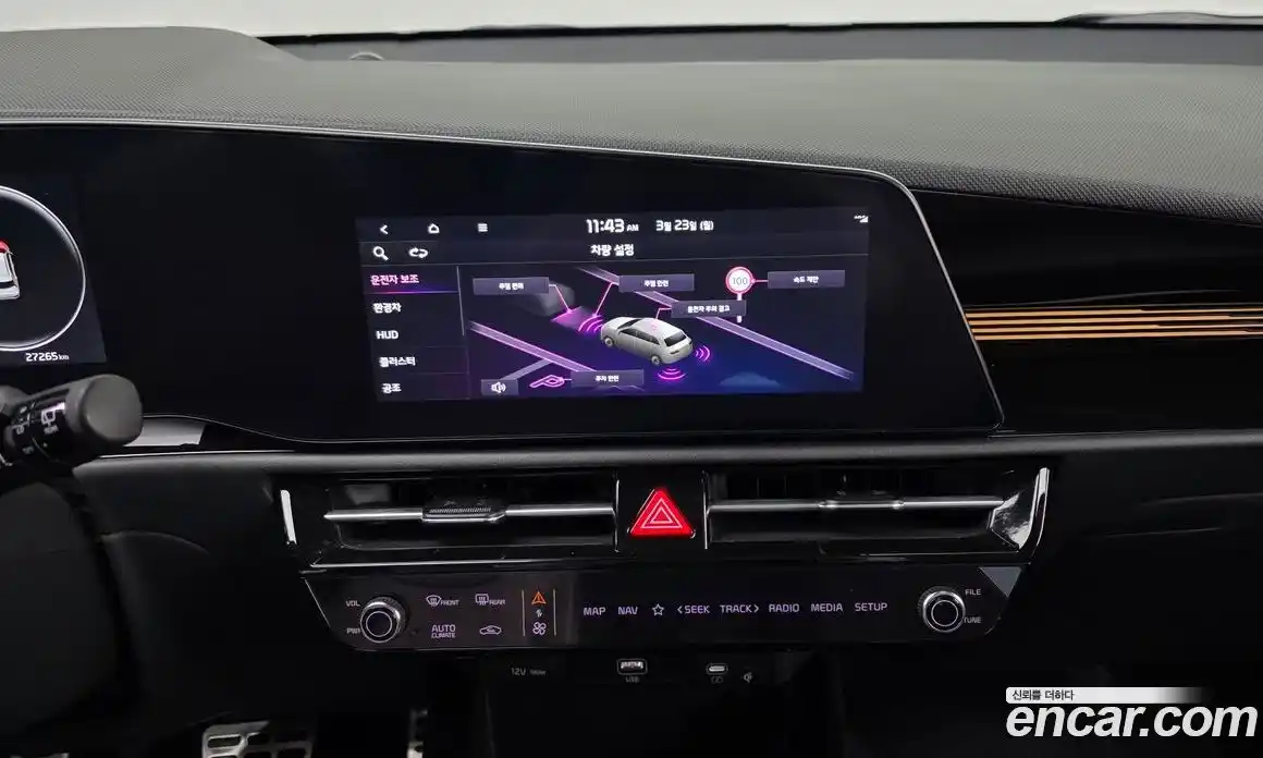 Kia Niro 2023 1.6 Автомат в Москве № 855360, фото 15