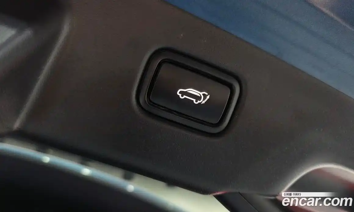 Kia Niro 2023 1.6 Автомат в Москве № 855360, фото 16