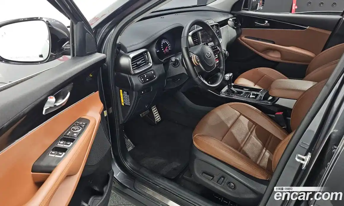 Kia Sorento 2019 2.0 Автомат в Москве № 855428, фото 11