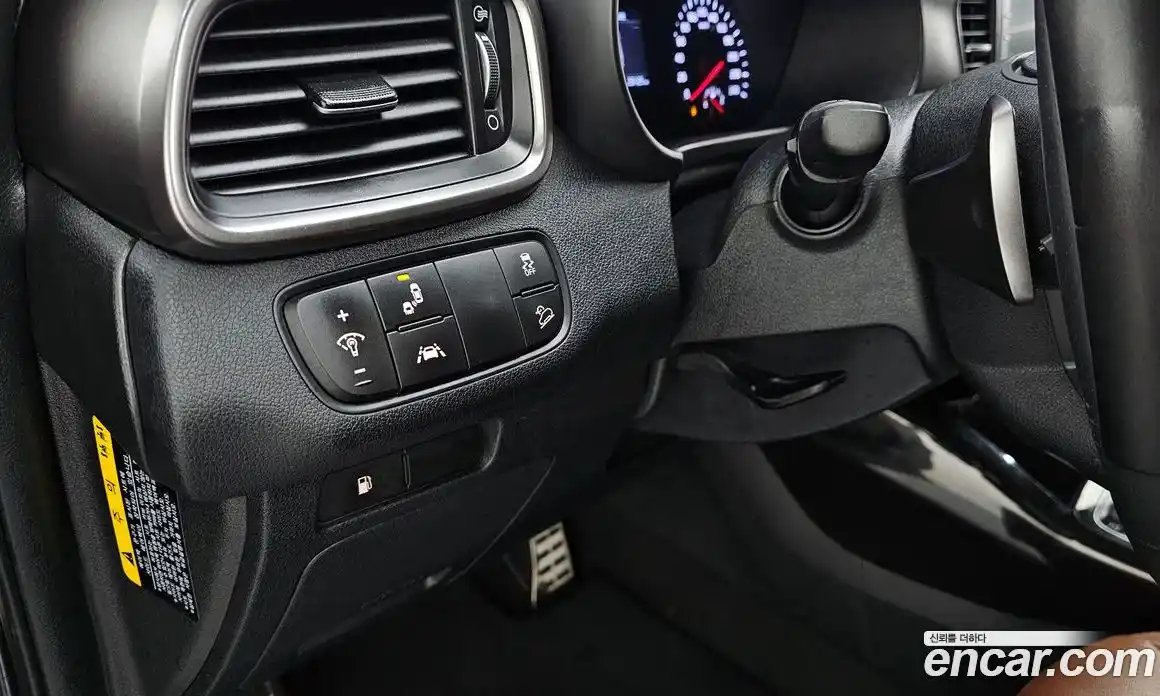 Kia Sorento 2019 2.0 Автомат в Москве № 855428, фото 16