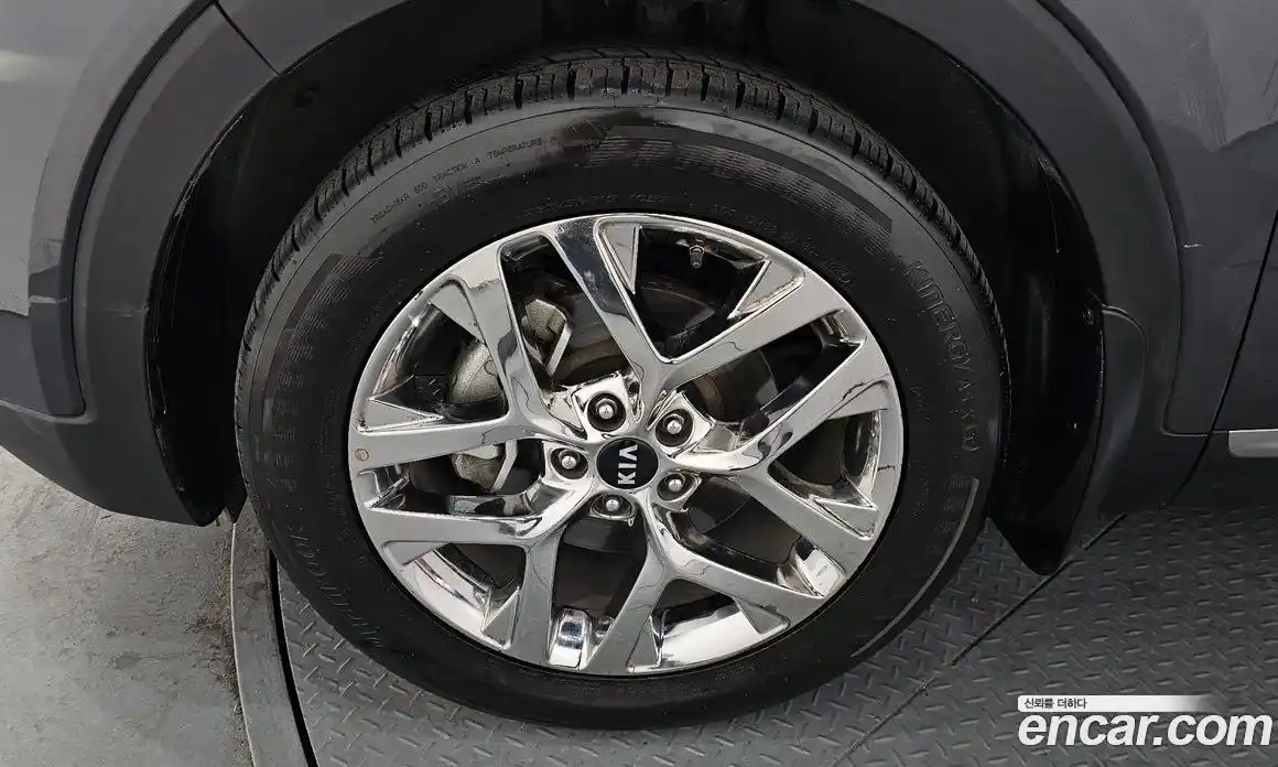 Kia Sorento 2019 2.0 Автомат в Москве № 855428, фото 5