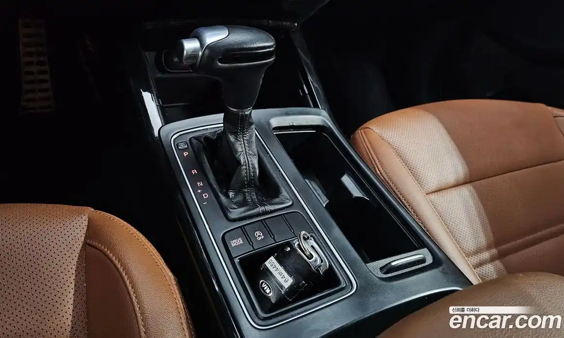 Kia Sorento 2019 2.0 Автомат в Москве № 855428, фото 9