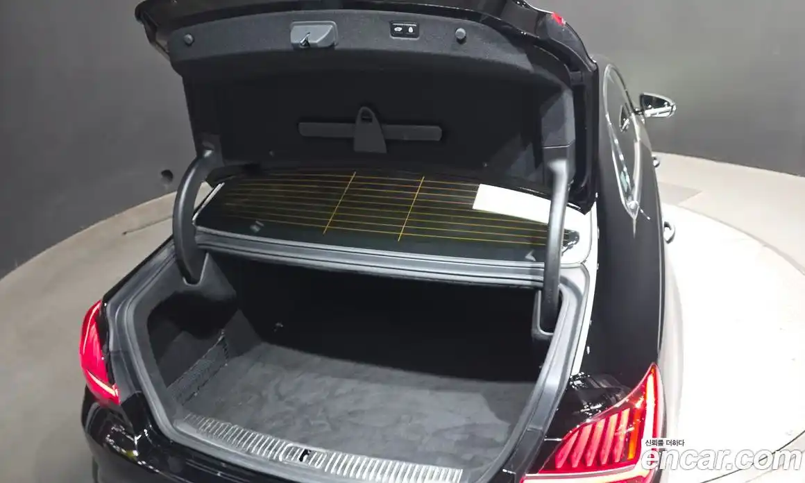 Kia K9 2022 3.8 Автомат в Москве № 855705, фото 20