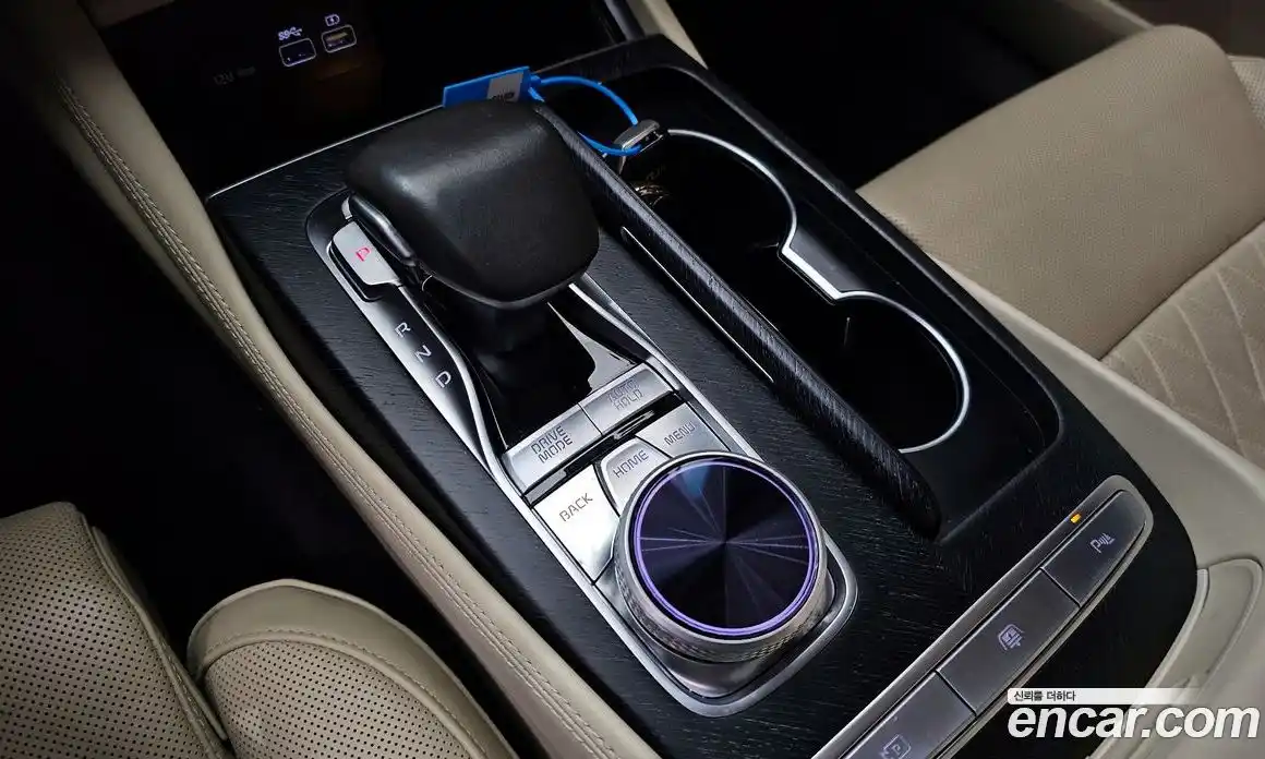 Kia K9 2022 3.8 Автомат в Москве № 855705, фото 9