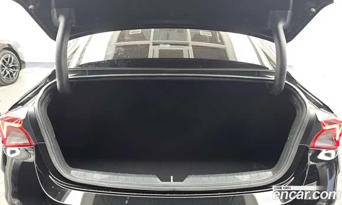 Kia K5 2022 2.0 Автомат в Москве № 855844, фото 20