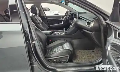 Genesis G70 2018 2.0 Классический в Москве № 855986, миниатюра 11