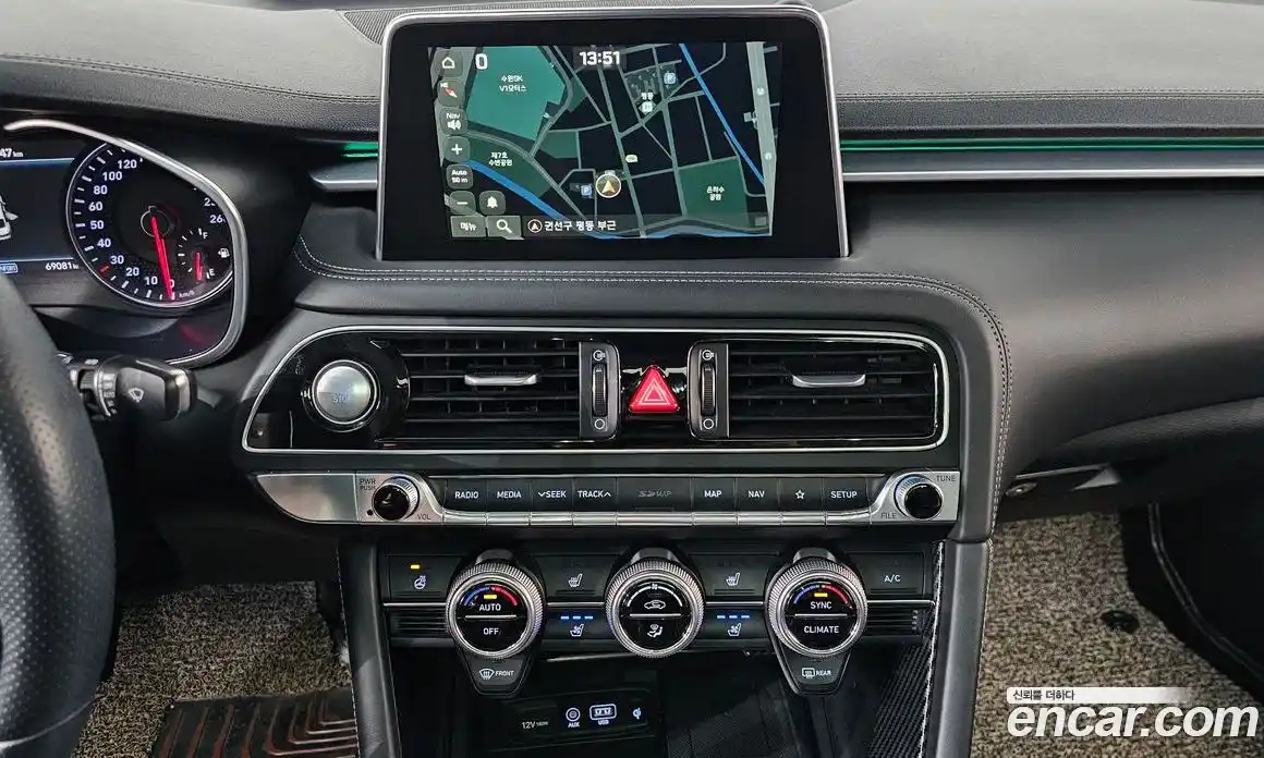 Genesis G70 2018 2.0 Классический в Москве № 855986, фото 14