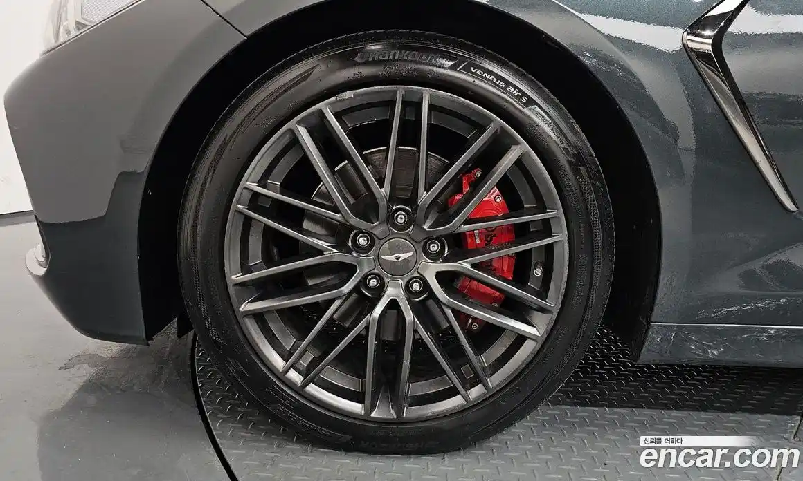 Genesis G70 2018 2.0 Классический в Москве № 855986, фото 5